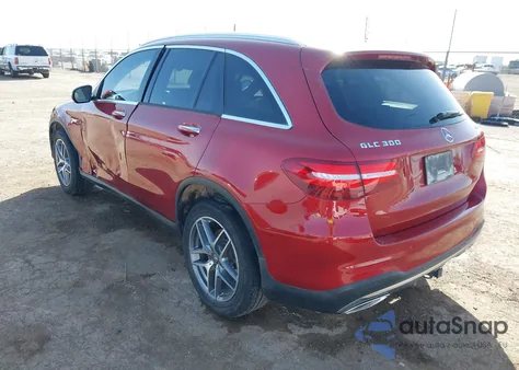 2016 Mercedes-Benz Glc 300 4Matic z USA, uszkodzony, nr VIN WDC0G4KB6GF043518